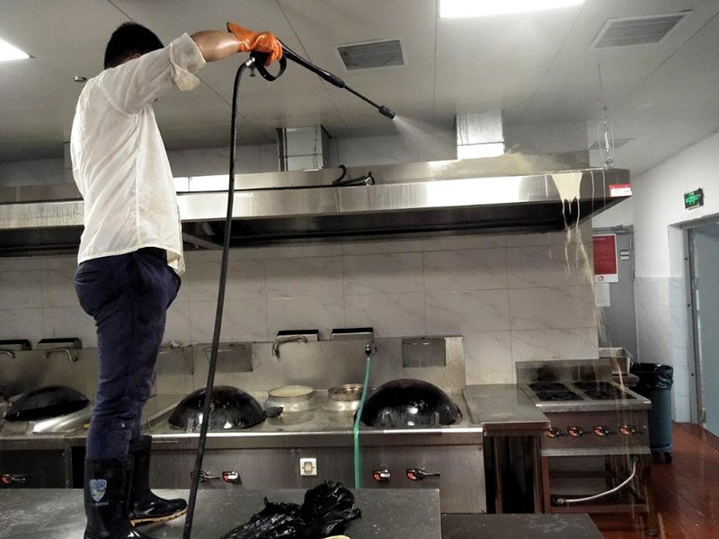 廚房設備維修咋算錢？