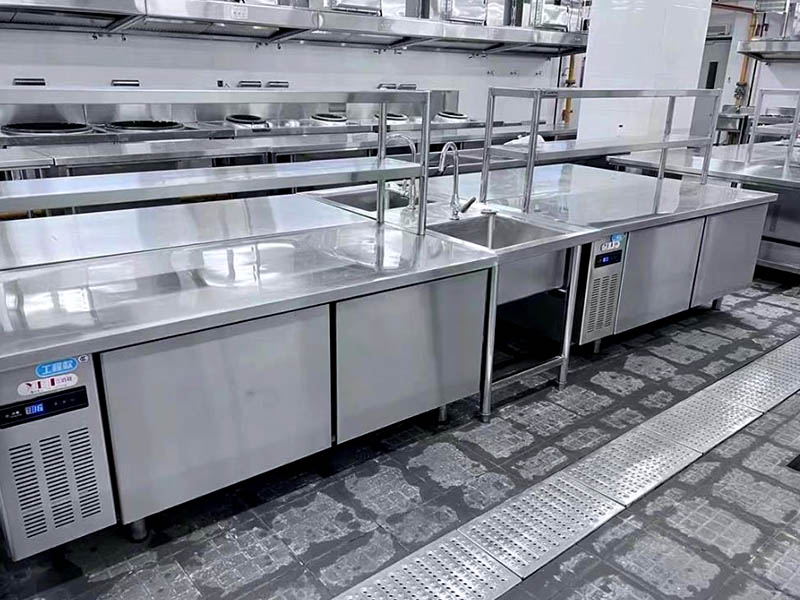 一般的廚房設備多少錢？