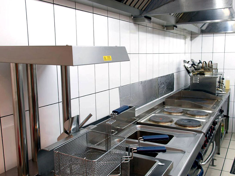 上海酒店餐廳廚具批發(fā)多少錢一套？